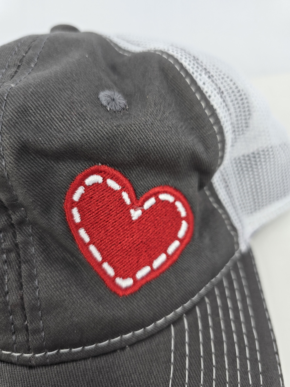 Outdoor Cap Heart Trucker Hat Gray White Mesh Snapback Red Embroidered Heart